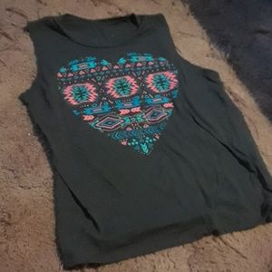 Heart shaped with patterns tank top